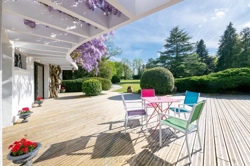 Maison d'architecte - 215 m² - 6 pièces