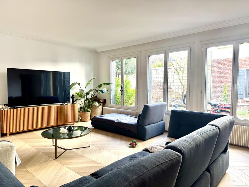 Maison - 147 m² - 7 pièces