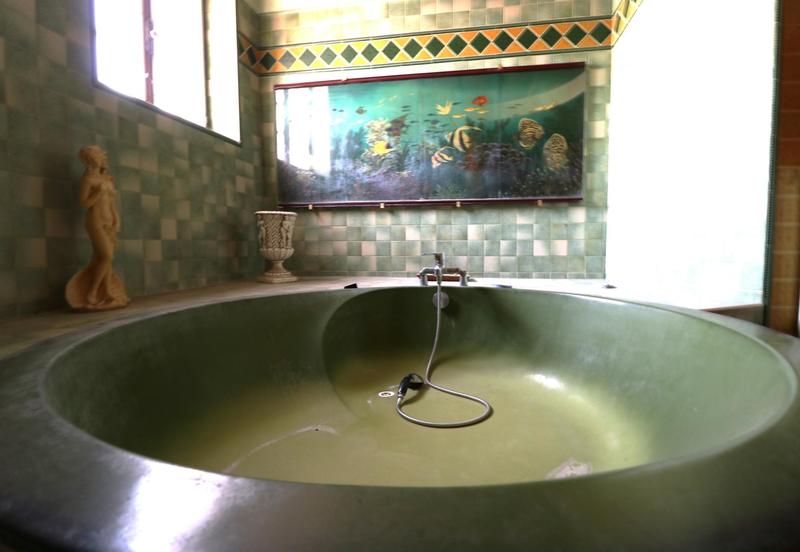 Maison - 215 m² - 9 pièces