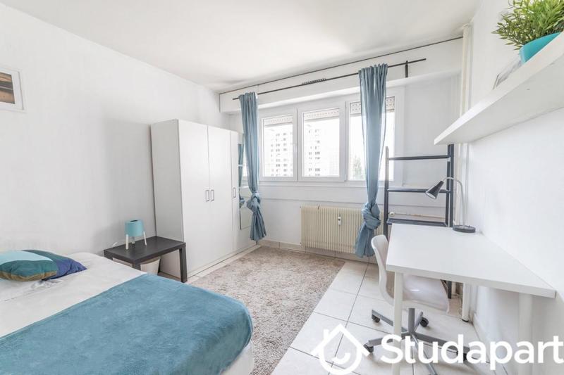 Chambre - 15 m² - 1 pièce