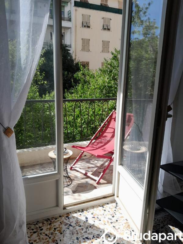 Chambre - 13 m² - 1 pièce