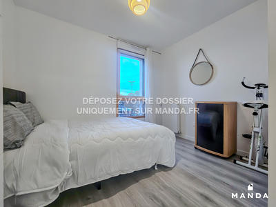 Chambre - 9 m² - 4 pièces