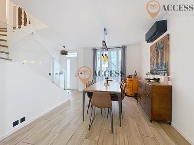 Maison - 110 m² - 6 pièces