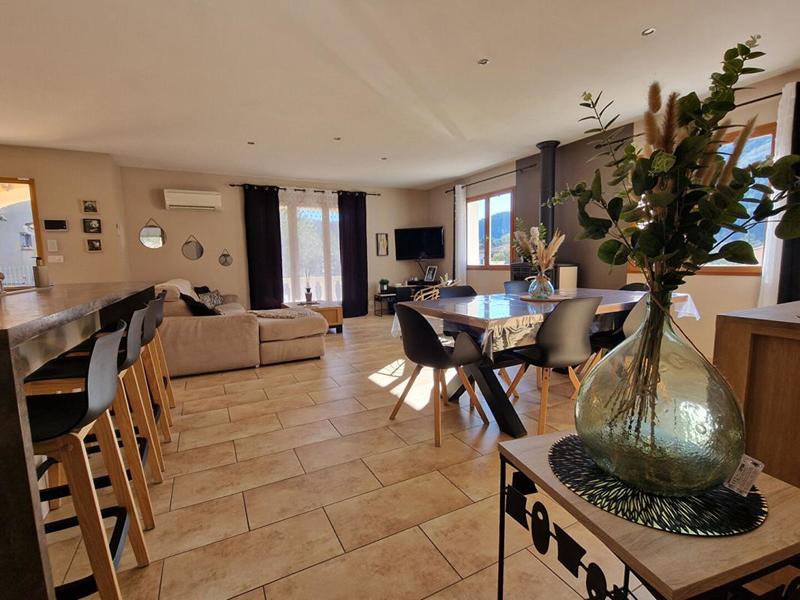 Maison - 133 m² - 5 pièces