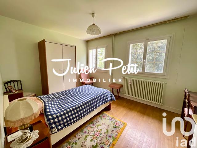 Maison - 170 m² - 8 pièces