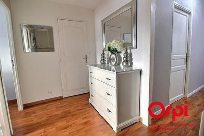 Appartement - 110 m² - 5 pièces