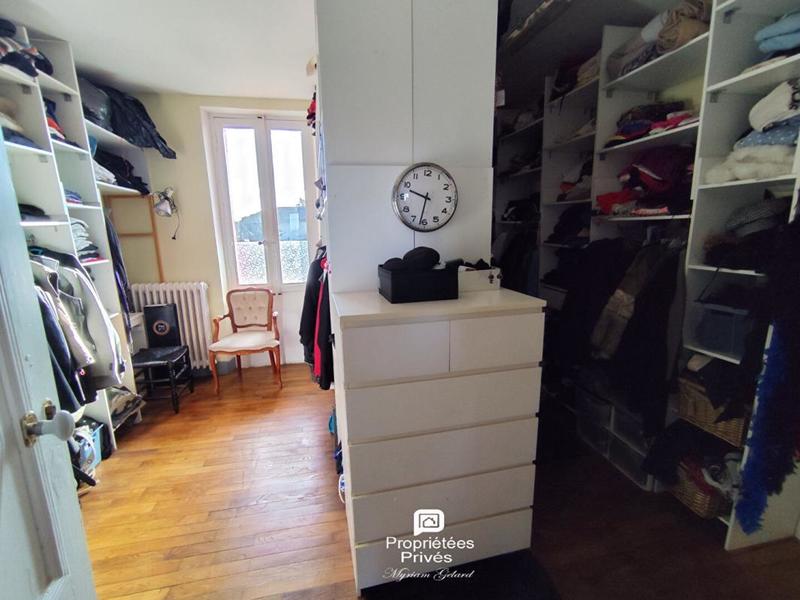 Maison - 287 m² - 10 pièces