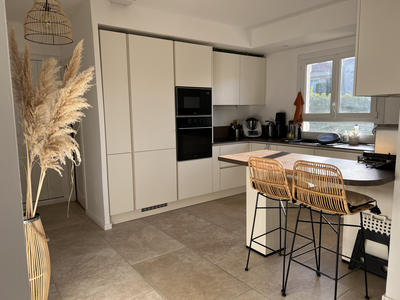 Maison - 104 m² - 5 pièces