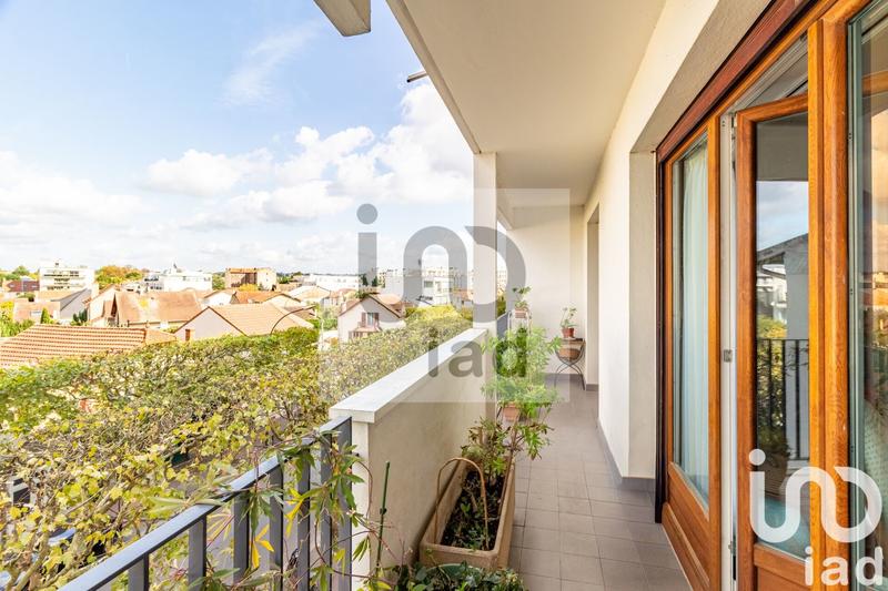 Appartement - 93 m² - 5 pièces