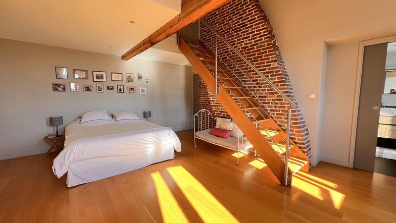 Appartement - 187 m² - 8 pièces