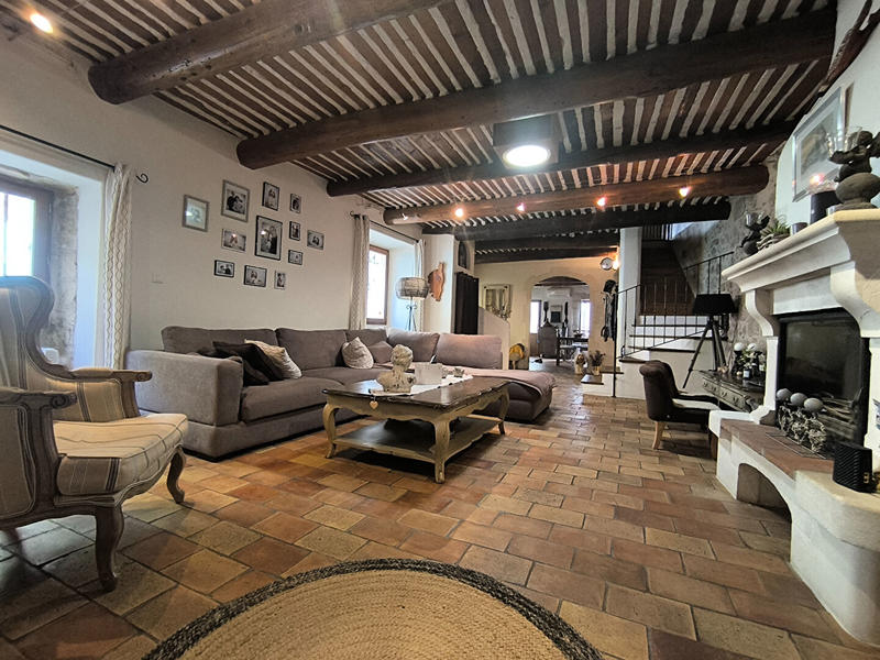 Maison - 173 m² - 7 pièces