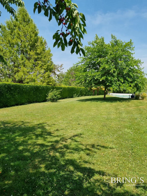 Maison contemporaine - 270 m² - 10 pièces