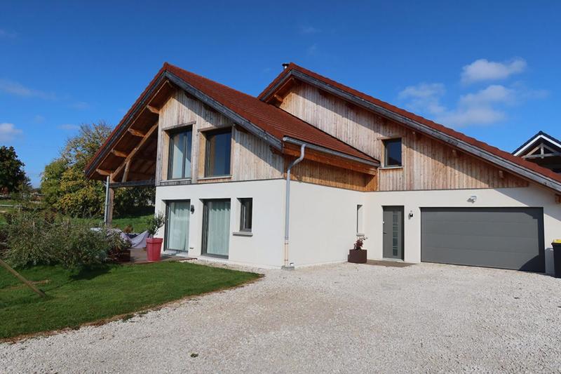 Maison - 185 m² - 7 pièces