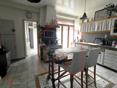 Maison - 143 m² - 5 pièces