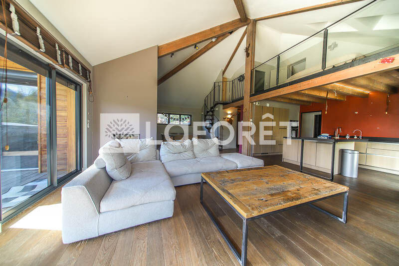 Maison - 150 m² - 5 pièces