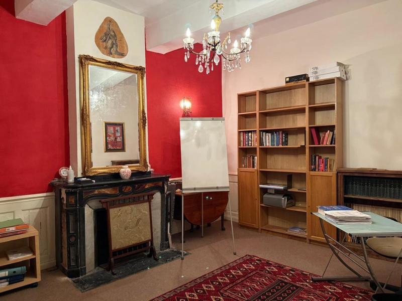 Demeure - 455 m² - 12 pièces