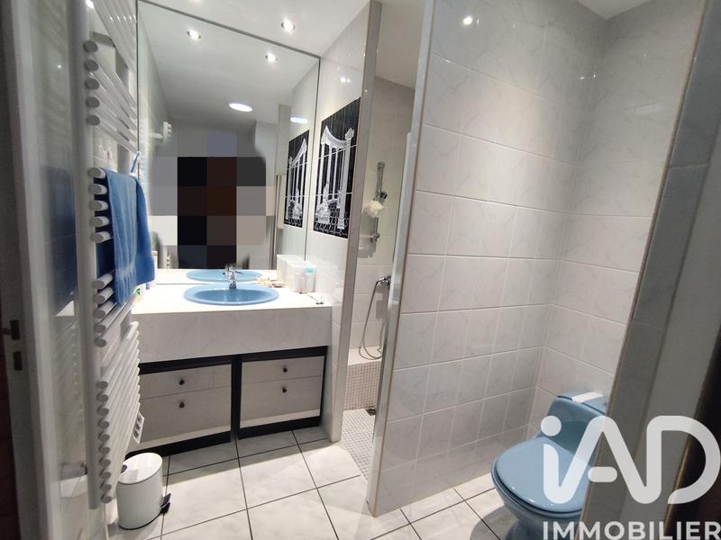 Maison - 186 m² - 5 pièces