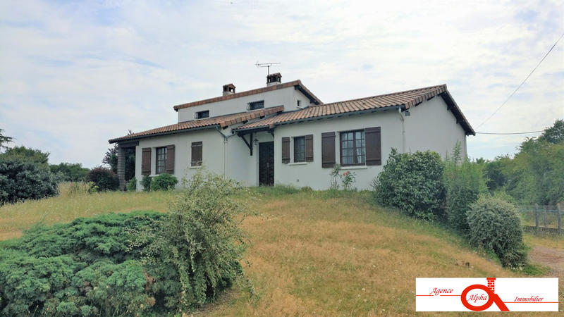 Maison - 111 m² - 5 pièces