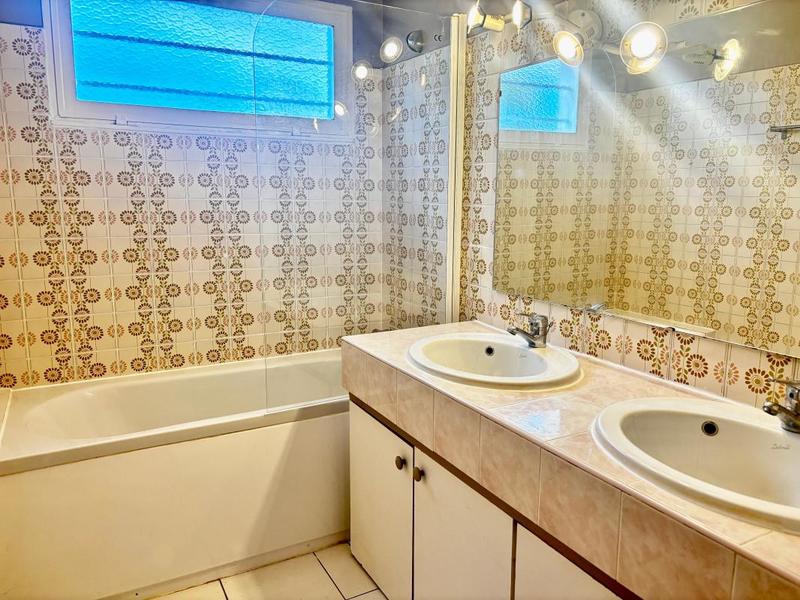 Maison - 84 m² - 4 pièces