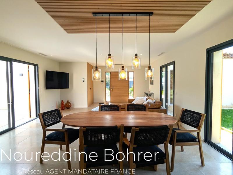 Villa - 165 m² - 5 pièces