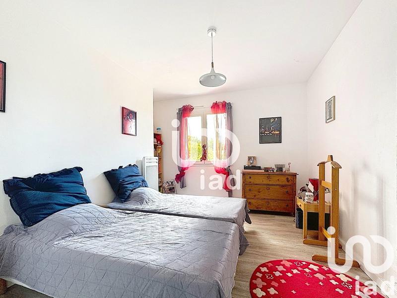 Maison - 186 m² - 9 pièces