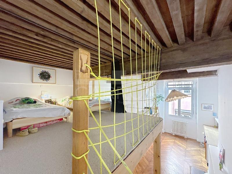 Appartement - 110 m² - 3 pièces