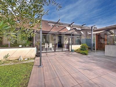 Maison - 148 m² - 7 pièces