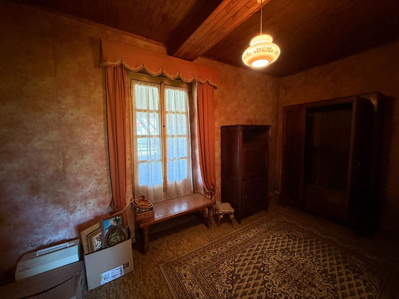 Maison - 102 m² - 5 pièces