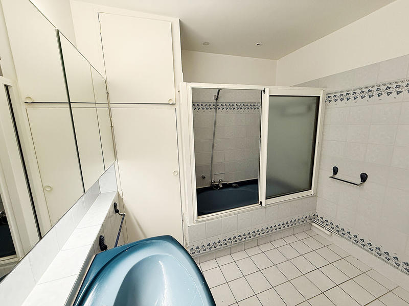 Appartement - 169 m² - 5 pièces