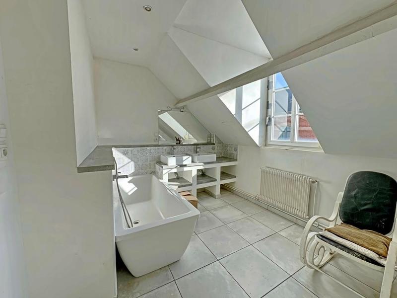 Maison - 96 m² - 3 pièces