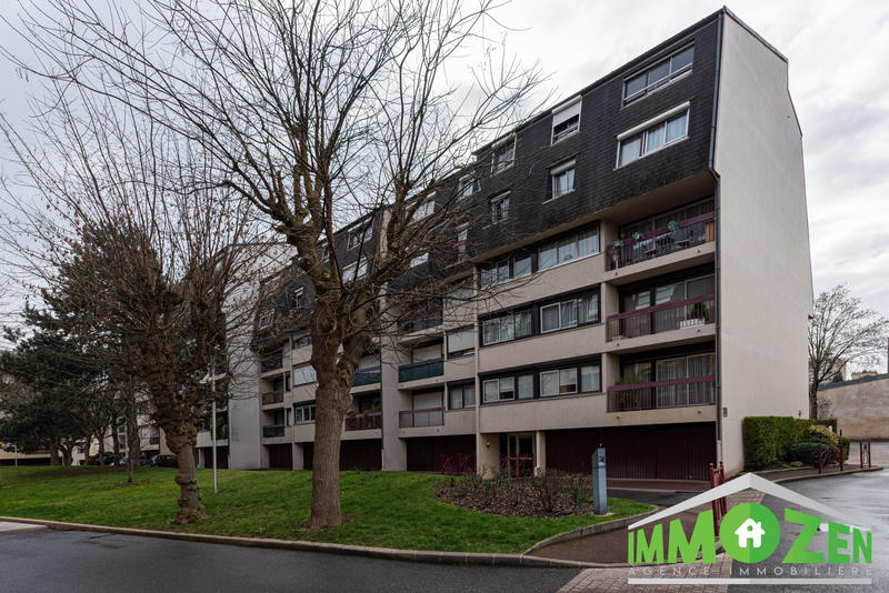 Appartement - 91 m² - 4 pièces