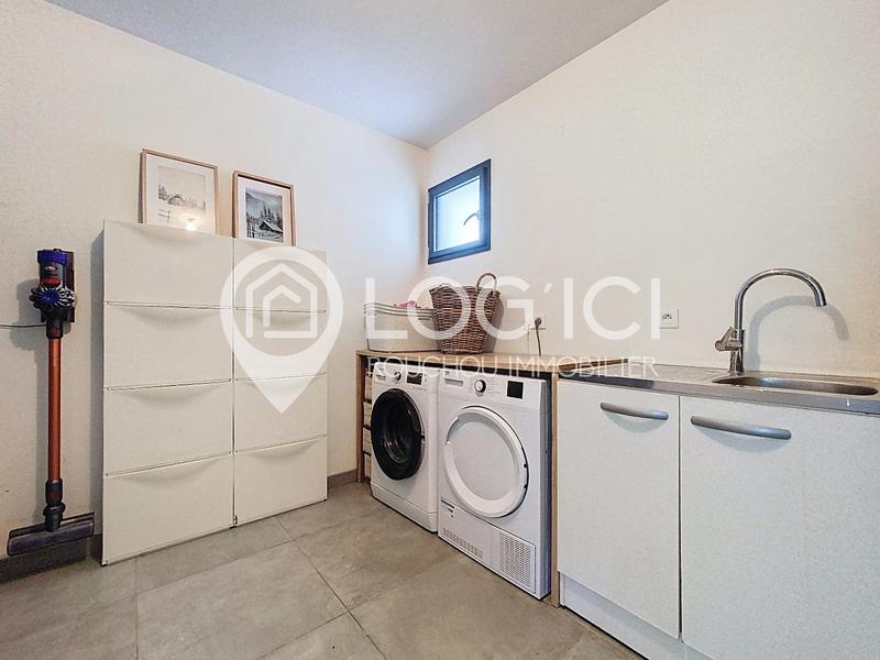 Maison contemporaine - 158 m² - 4 pièces