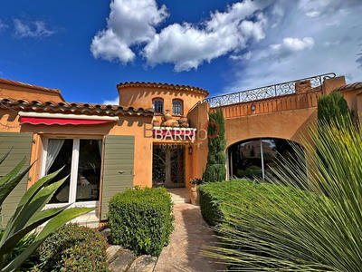 Maison - 208 m² - 7 pièces