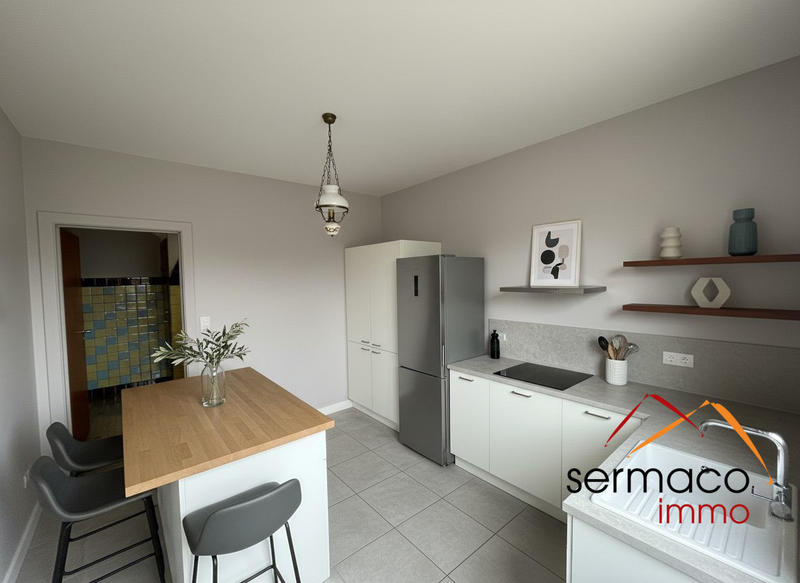 Maison - 102 m² - 4 pièces