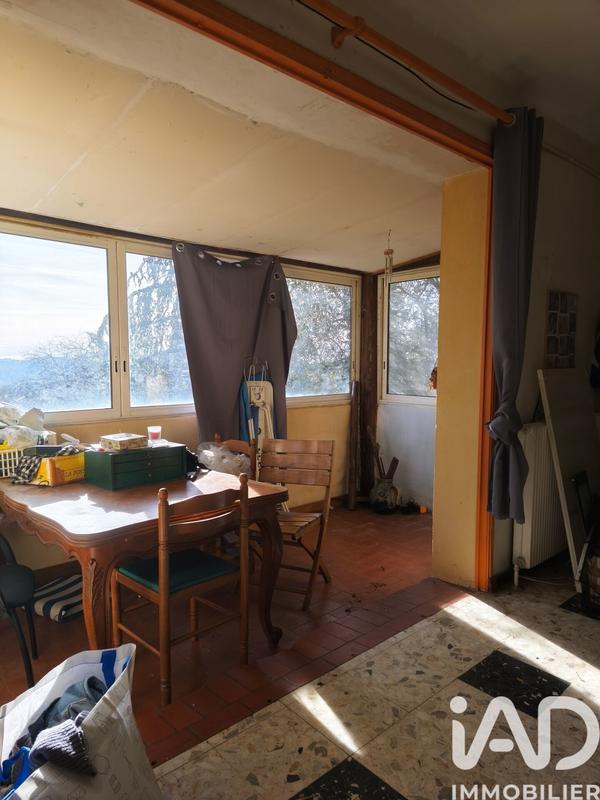 Maison - 140 m² - 8 pièces