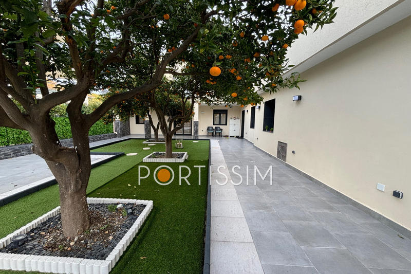 Maison - 138 m² - 5 pièces