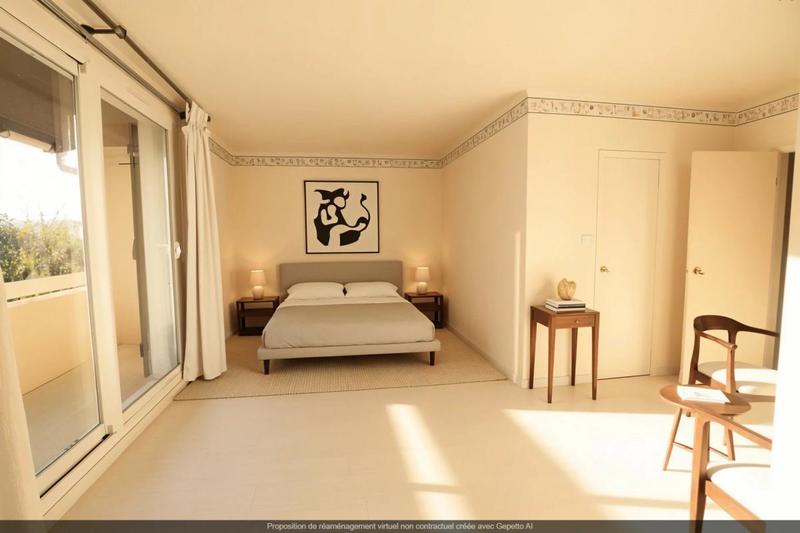 Maison - 222 m² - 6 pièces