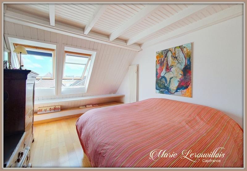 Maison de ville - 292 m² - 10 pièces