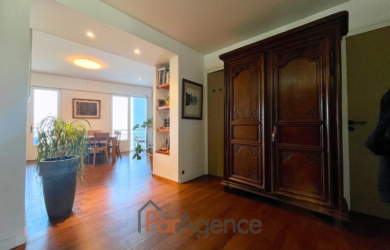 Appartement - 84 m² - 3 pièces