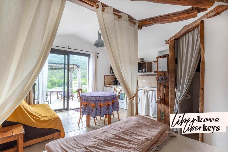 Gîte - 475 m² - 14 pièces