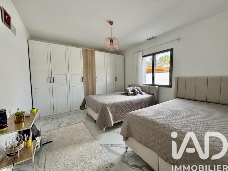 Maison - 187 m² - 7 pièces