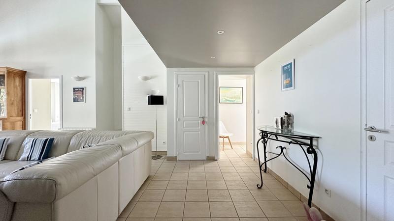 Maison contemporaine - 143 m² - 6 pièces