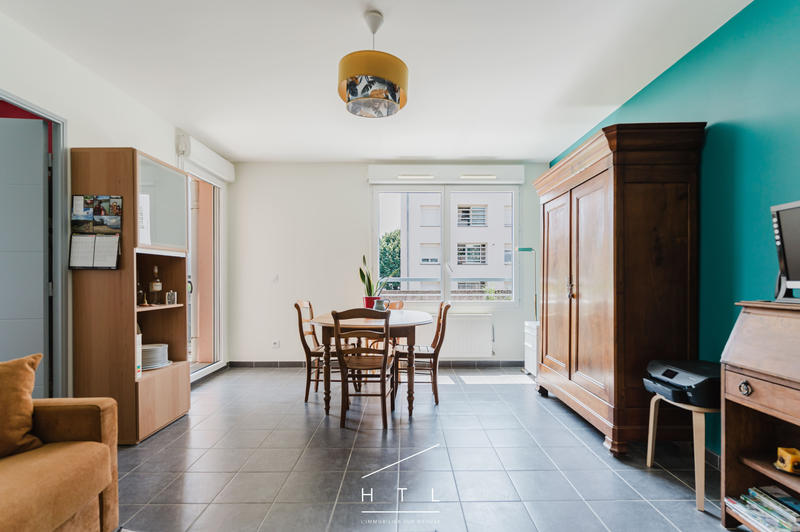 Appartement - 60 m² - 3 pièces