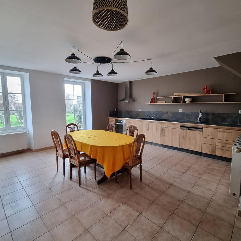 Maison - 99 m² - 3 pièces