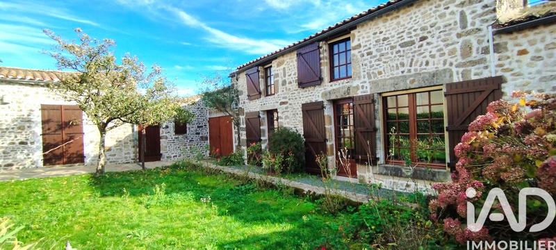 Maison - 145 m² - 5 pièces