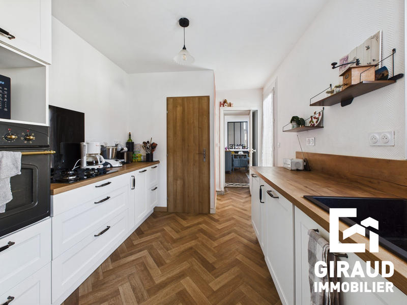 Maison - 86 m² - 5 pièces