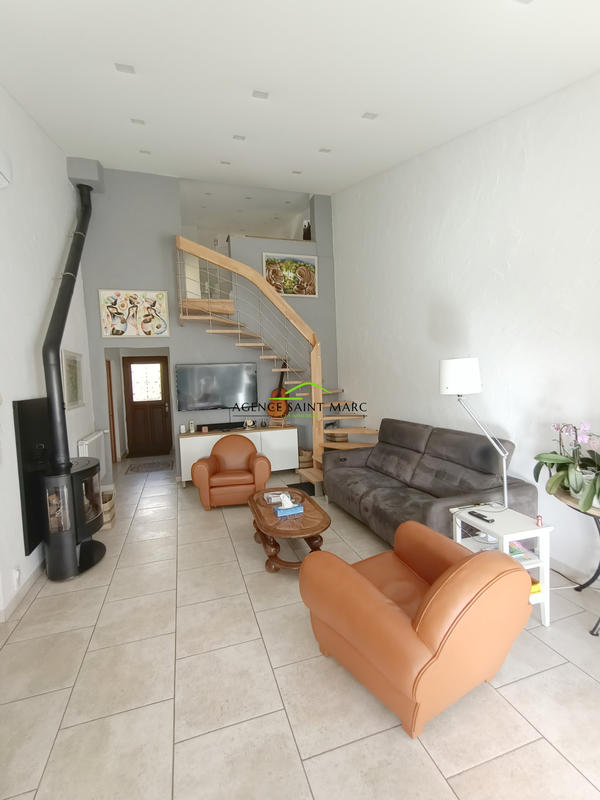 Maison - 167 m² - 5 pièces