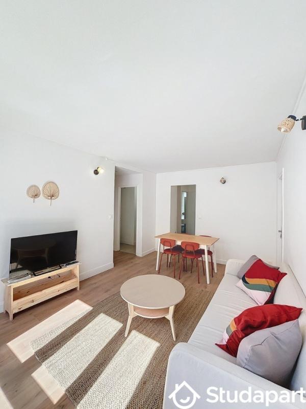 Chambre - 9 m² - 1 pièce