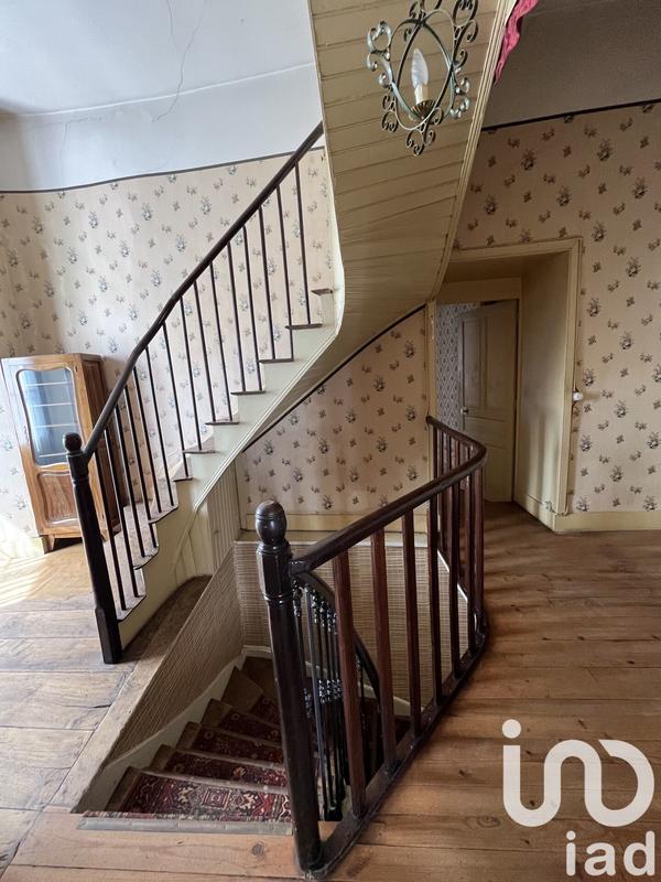 Maison - 115 m² - 8 pièces