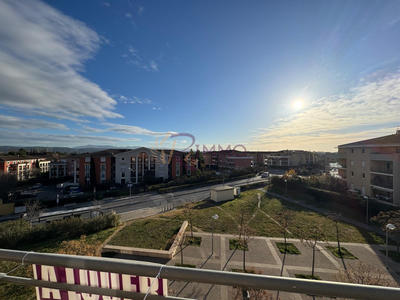 Appartement - 70 m² - 3 pièces